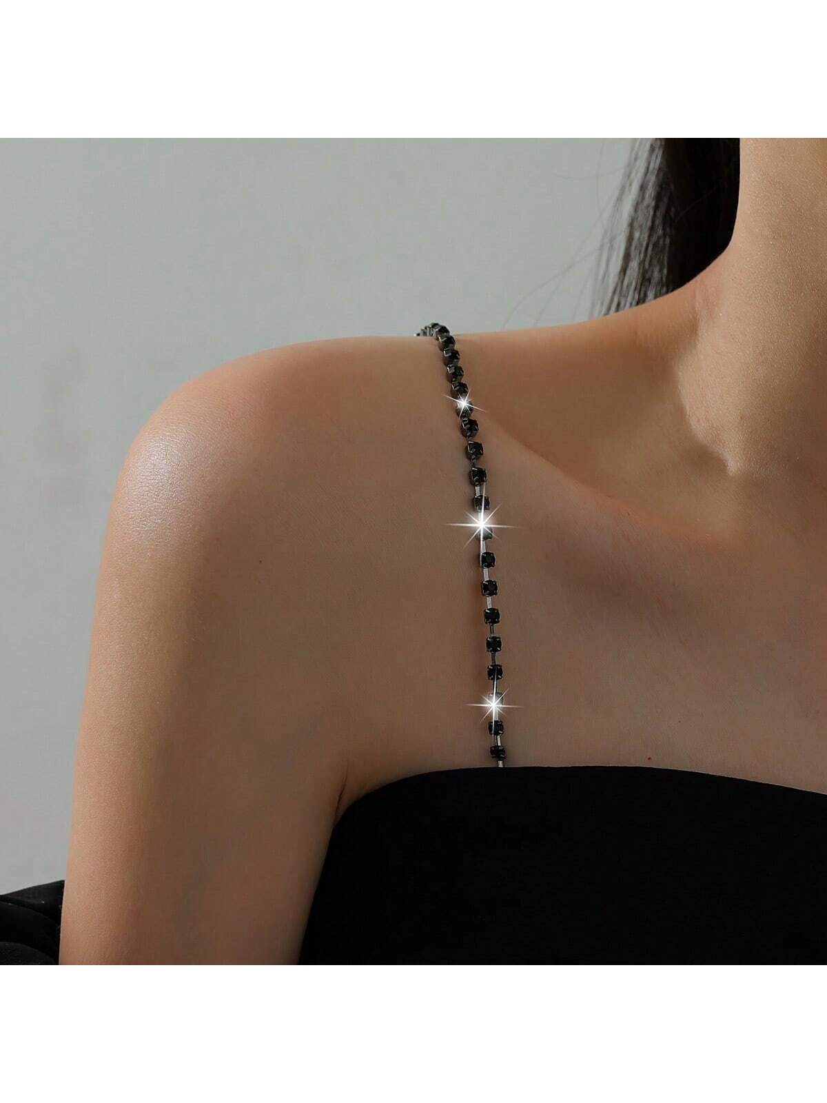 Elegant adjustable rhinestone  - đánh giá và giá Body Jewelry Bra