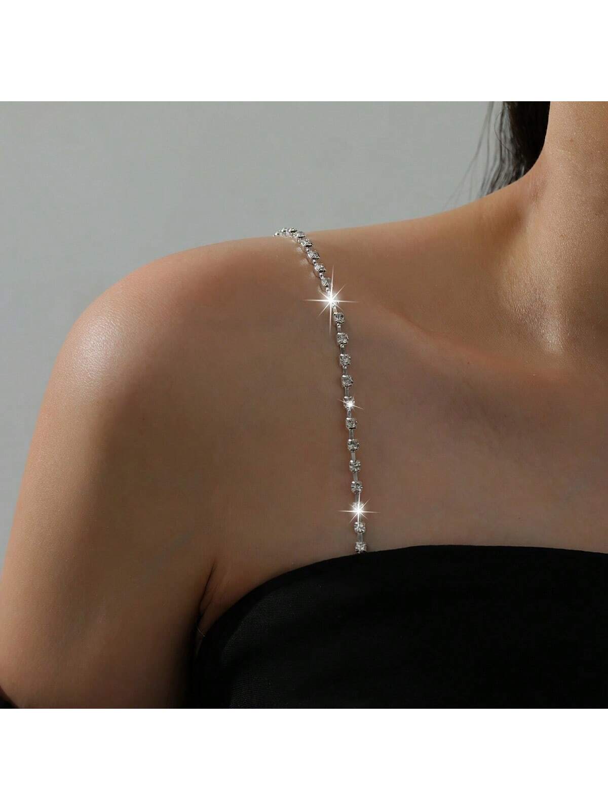 Elegant adjustable rhinestone  - đánh giá và giá Body Jewelry Bra