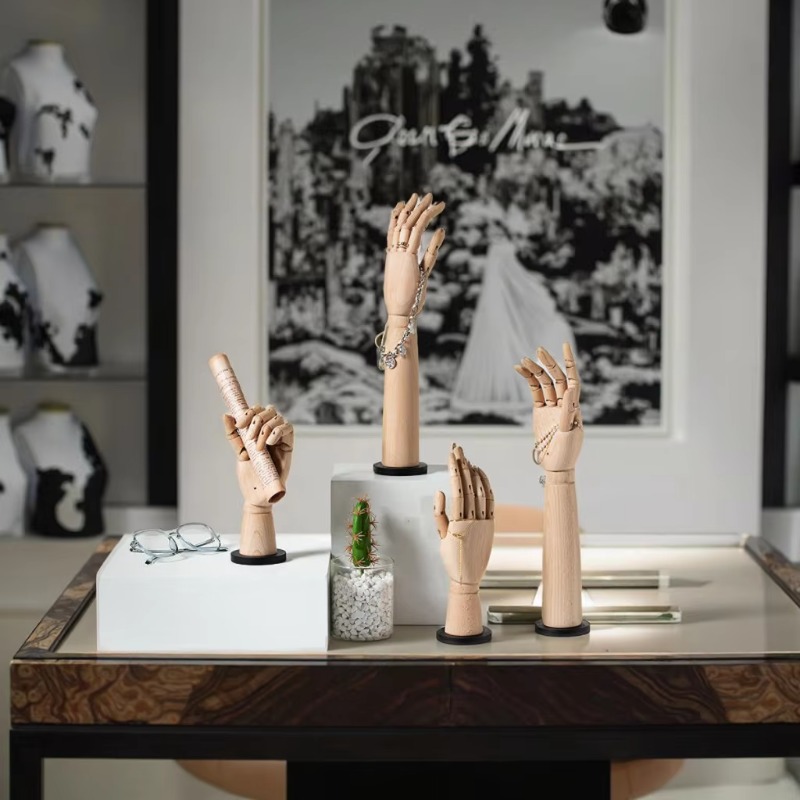 Solid Wood Hand Mannequin Rack - đánh giá và giá Body Jewelry In Store