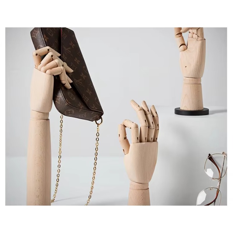 Solid Wood Hand Mannequin Rack - đánh giá và giá Body Jewelry In Store