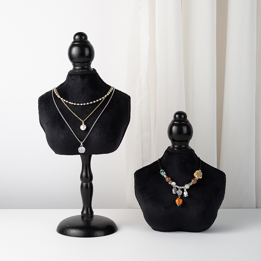 Black Velvet Bust Form Jewelry - đánh giá và giá Body Jewelry In Store